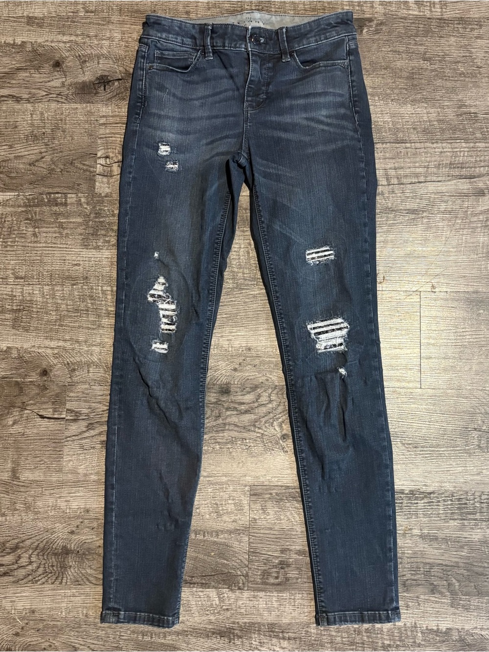 White House Black Market Jeans Women’s 0 Blue Distressed Sequins Skinny